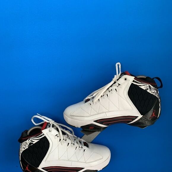 Nike Air Jordan CP3.II Men's Size 4.5Y White Varsity Red Black 342944-164 Chris - Picture 2 of 8